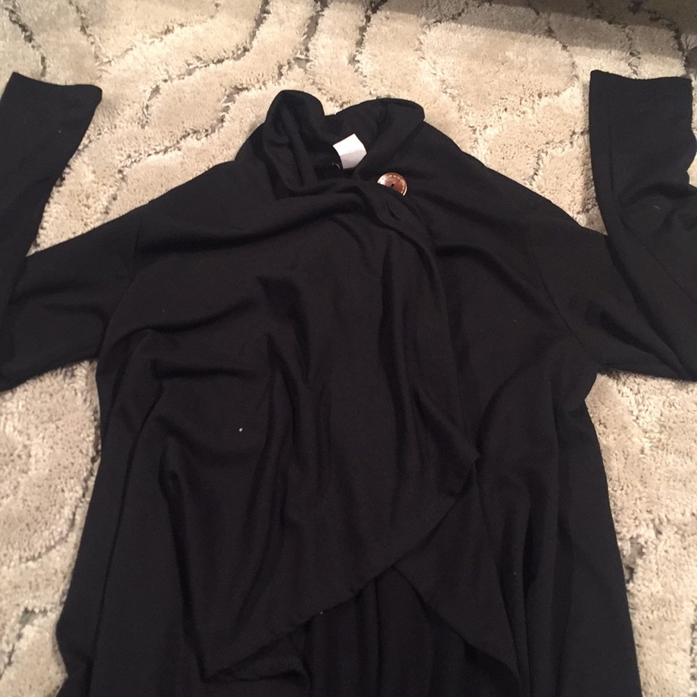 Bobeau Black Button-Up Sweater